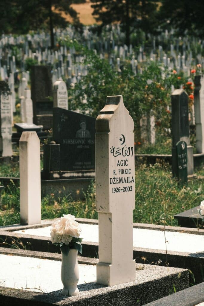 Mezar Görseli